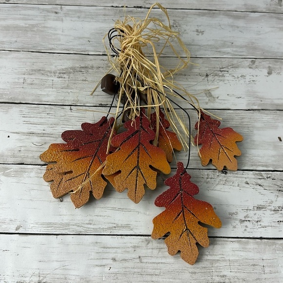 HOBBY LOBBY Door Decoration Autumn Leaves w/Bells - Picture 1 of 4